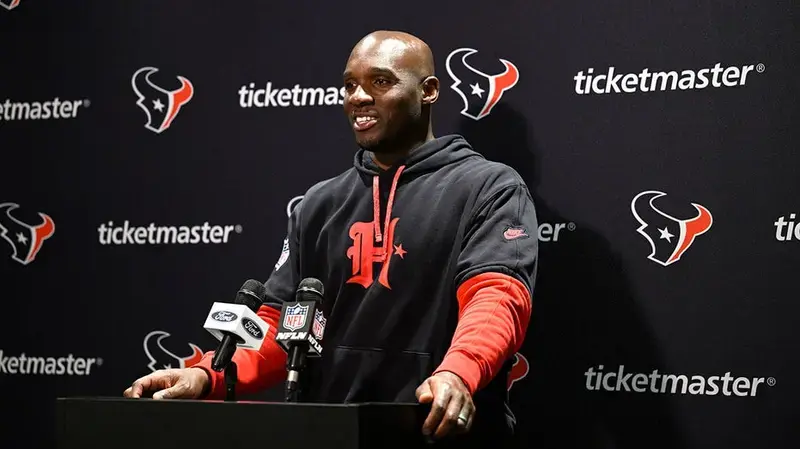 Houston Texans' 2025 Win Total Set at 9.5 Amid Offensive Line Concerns
